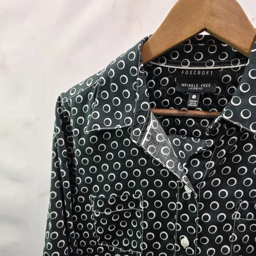 Foxcroft Shirt Womens 10 Black White Button Up Wrinkle Free Iron Fitted Circle - Picture 2 of 12